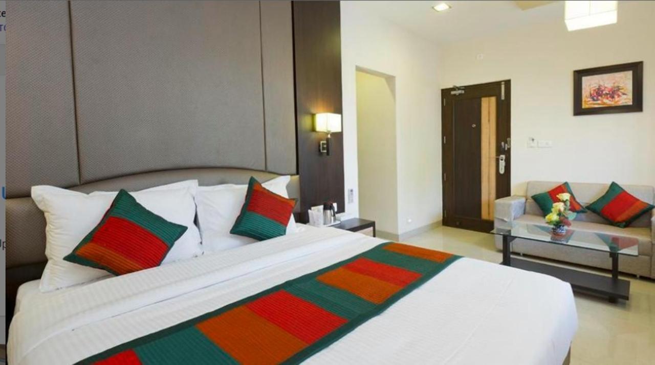 Hotel Siddharth Palace ジャイプール エクステリア 写真